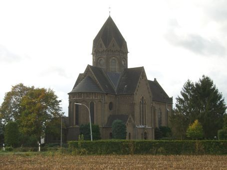 Kerken-Stenden : Kirchplatz, kath. Pfarrkirche St. Thomas